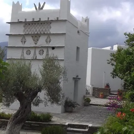 Old Traditional Village House Overlooking Chora Casa de Férias
